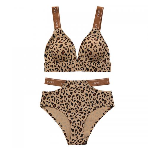 Plus Size Leopard Print Women's Bra Lingerie Set with Sexy Letter Shoulder Straps